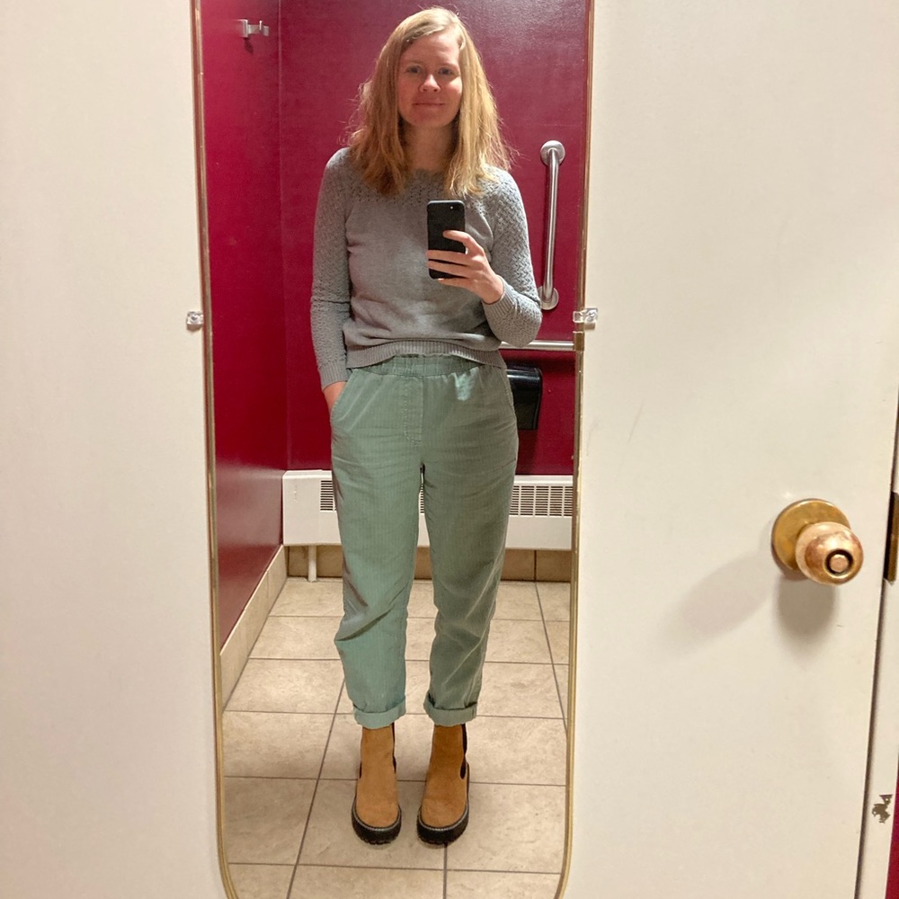 Green paper bag waist pants